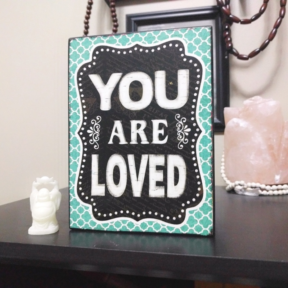 💥2/$8💥 Wooden wall decor